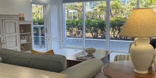 10275 Collins Ave Gallery 1