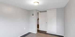 Charming 2BR Duplex in Salem Gallery 14