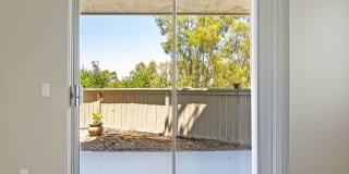 The Avenue at Carlsbad Gallery 19