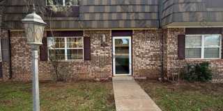 Spacious 2-bedroom 2 baths on the golf course! Gallery 1