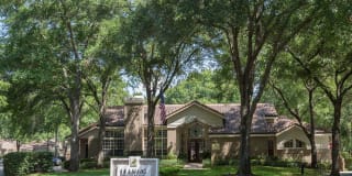 Golf Brook Apartments Gallery 10