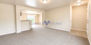 Large 4 Bedroom Home with Bonus Room! Large 4 Bedroom Home with Bonus Room! Gallery 4
