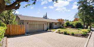 1021 Windsor Dr Gallery 1