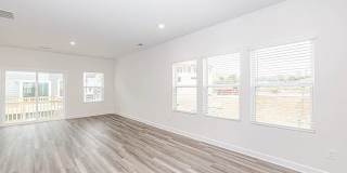 Room in 4 Bedroom Home at Millennium Ave Gallery 21