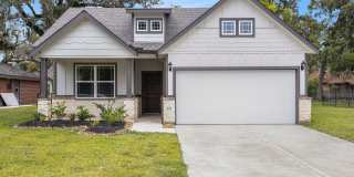 Spacious Columbia Lakes Rental Home with a Golf Course & tons of Amenities Gallery 1