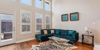2210 Onion Creek Parkway Gallery 5