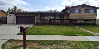 Awesome 4 Bed 2.5 Bath House Gallery 1