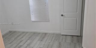 600 NE 4th Ter Gallery 14