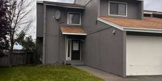 Fantastic 3 Bedroom Turnagain Townhome! Gallery 1