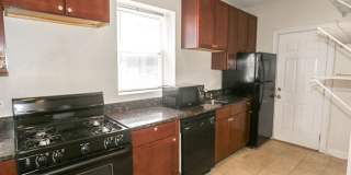 3912-28 N Pine Grove Gallery 32