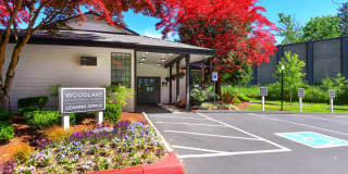 Woodlake Apartments Gallery 9