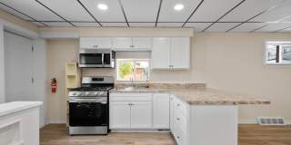 Gorgeous 2 bedroom in Pittsburgh available July 15! Gorgeous 2 bedroom in Pittsburgh available July 15! Gallery 1