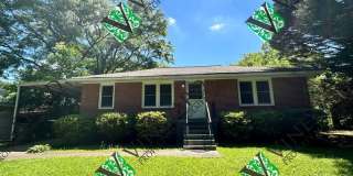 4306 Hillcrest Road Gallery 1