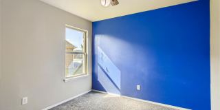503 Hawthorn Drive Gallery 8