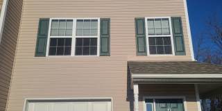 3 Bedroom 2 1/2 bath ** End Unit** Townhome for Rent in Waynesboro Gallery 1