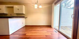 3 Bedroom Home in Maple Grove Gallery 4