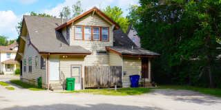 COMING SOON! 2b 1 ba w basement, Lawn Care + Trash Included Gallery 4