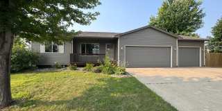 Spacious Ranch Home with 3-Car Garage, Finished Basement & Fenced Yard! Spacious Ranch Home with 3-Car Garage, Finished Basement & Fenced Yard! Gallery 1