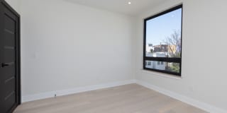 2541 Turner St Gallery 31