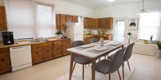 5468-70 S. Hyde Park Boulevard Gallery 1