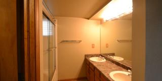 3 Bedroom Home Plus Office with AC Available Now! Gallery 8