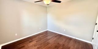 3 Bed, 2 Bath Home with Large Backyard in Fairmont Subdivision 3 Bed, 2 Bath Home with Large Backyard in Fairmont Subdivision Gallery 26