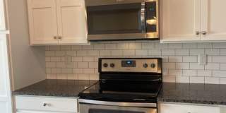 Luxury Rowhouse w/ 2-Car Garage in NE Ft. Collins Gallery 9