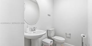 15239 Goldfinch Cir Gallery 37