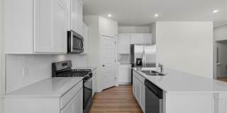 4790 W Planetree Street Gallery 10