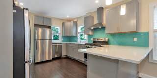 161 4th St Gallery 4