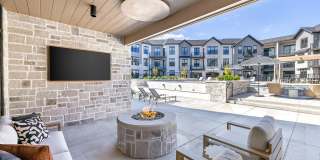 The Fieldston of Fairway - 55+ Apartment Homes Gallery 6