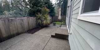 Spacious 5-Bed, 2.5-Bath Single-Family Home in Redmond Spacious 5-Bed, 2.5-Bath Single-Family Home in Redmond Gallery 34