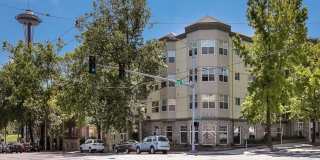 One-Bedroom Condo located just steps from the Space Needle!!!!!! Gallery 1