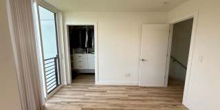 Beacon Hill Townhome Gallery 10