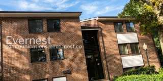 1528 Northgate Square Gallery 1