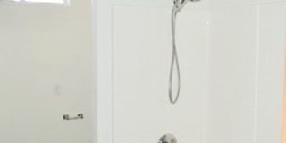 3 Bedroom Home, garage, fenced yard. Gallery 11