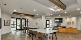 Park on 14th Gallery 7