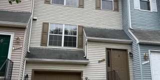4711 LEYDEN WAY Gallery 1