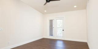 Highland Park Gallery 27