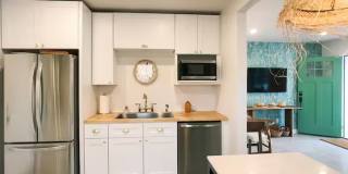 FARM VIEW BUNGALOW across from UofA Campus Farm! Available Today! Gallery 11