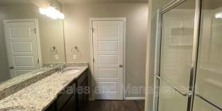 749 SW 14th St Gallery 28