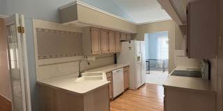 Beautiful 2Bed/2Bath with 2-Car Garage Gallery 5