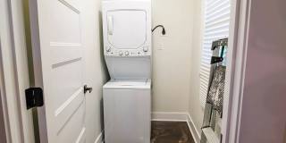Room in 3 Bedroom Home in Atlanta West End Gallery 21