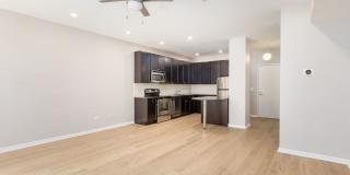 565 W Quincy Street Gallery 11