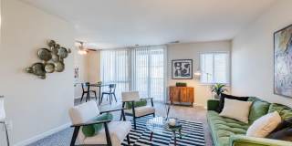 The Hanover Apartments Gallery 15
