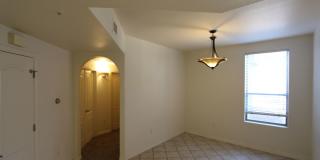 $500 off 1st months Rent!_3-Bedroom Summit Park Condo with Fireplace, Balcony & Covered Parking Gallery 5