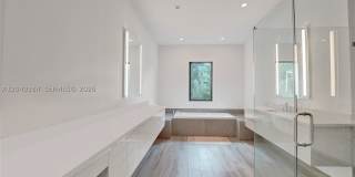 5742 Brookfield Cir E Gallery 12