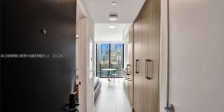 121 NE 5TH Gallery 1