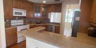 1328 Bayview Circle Gallery 14