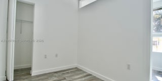1036 SW 5th St Gallery 8